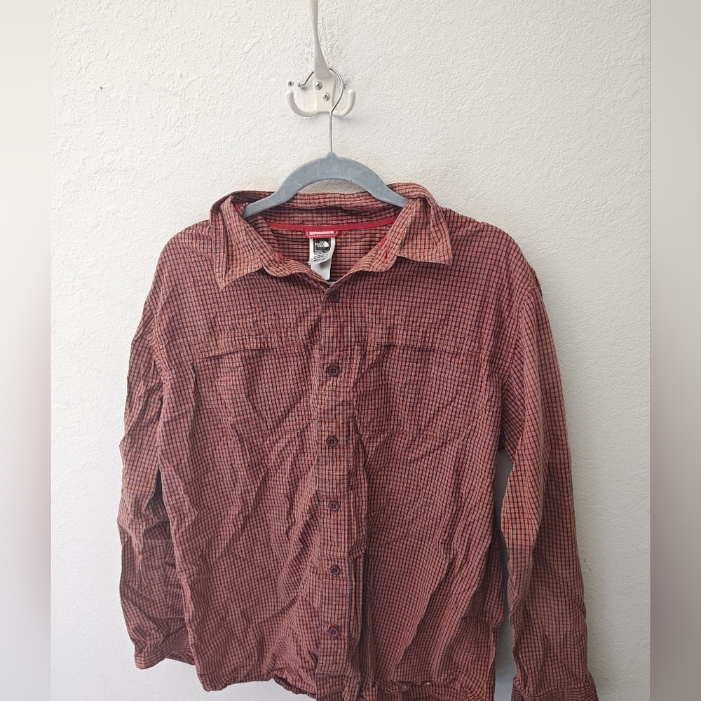 The North Face long sleeve hiking outdoor button up vented shirt Large